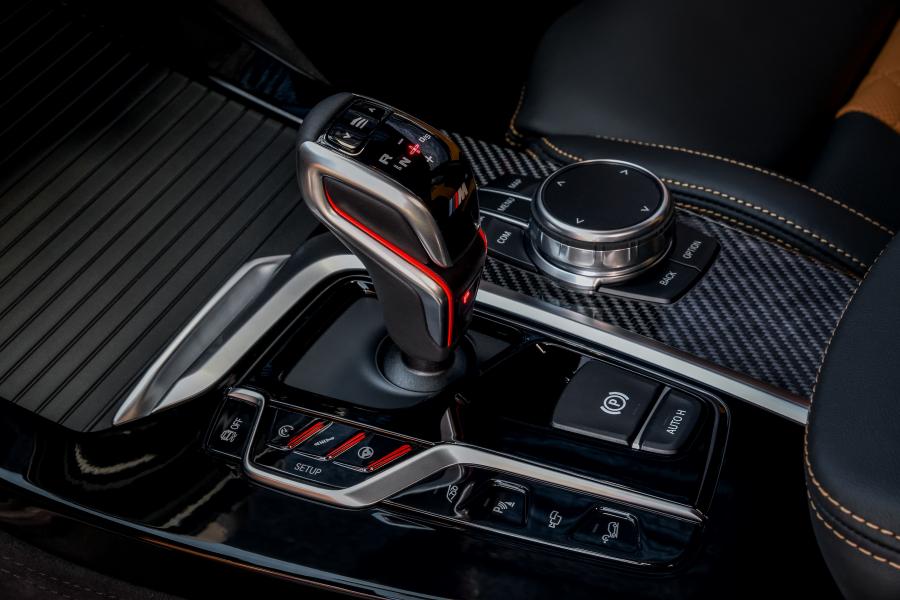 Детали интерьера BMW X3 M Competition (F97) 2019 года  (WW) (фото 43 из 85)
